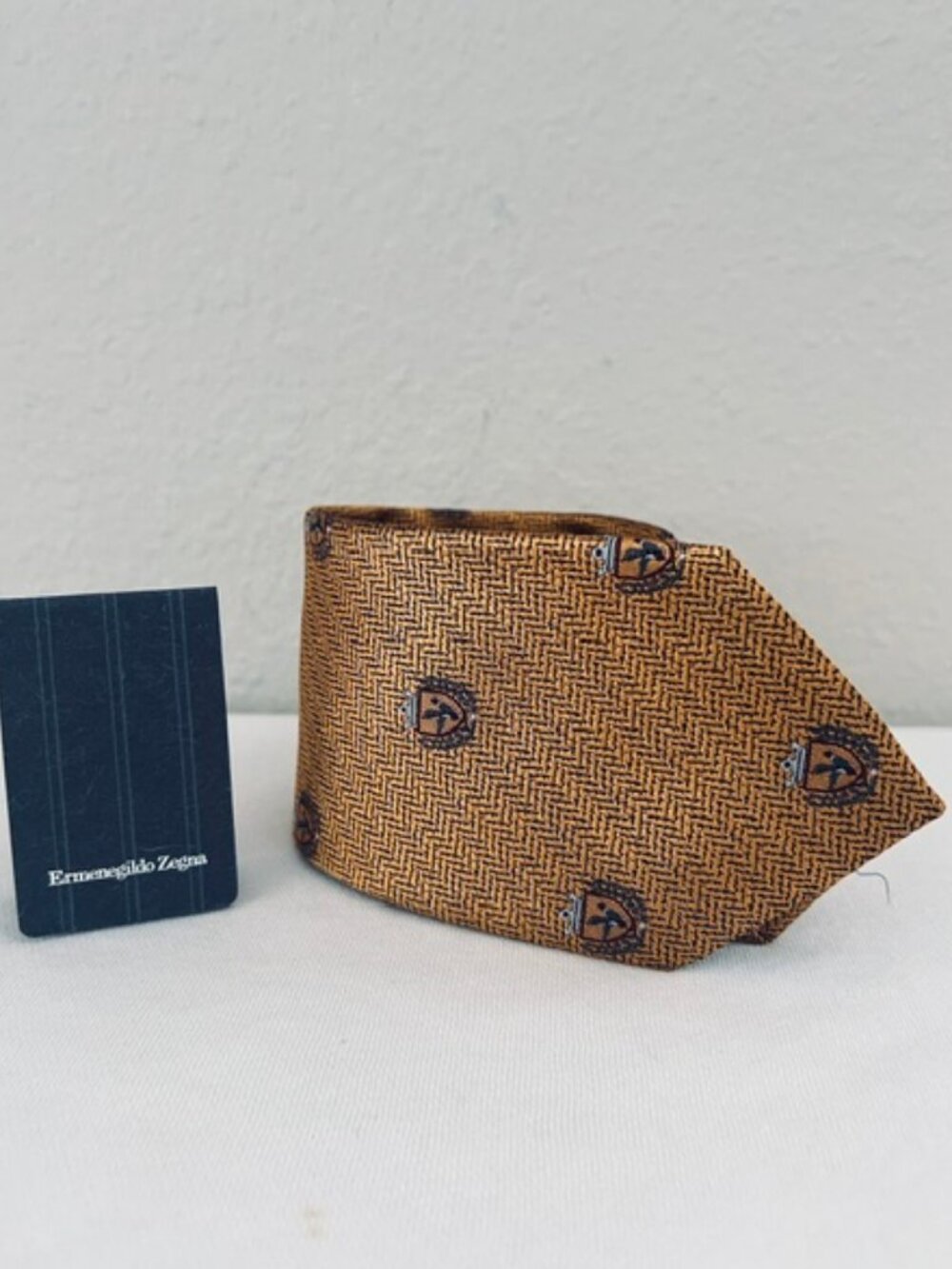 ERMENEGILDO ZEGNA Gold Crest Silk Club Tie Italy